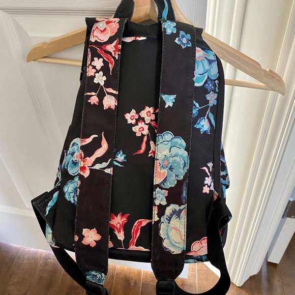 Herschel Dawson Backpack in Pastel Petals - Picture 4 of 4